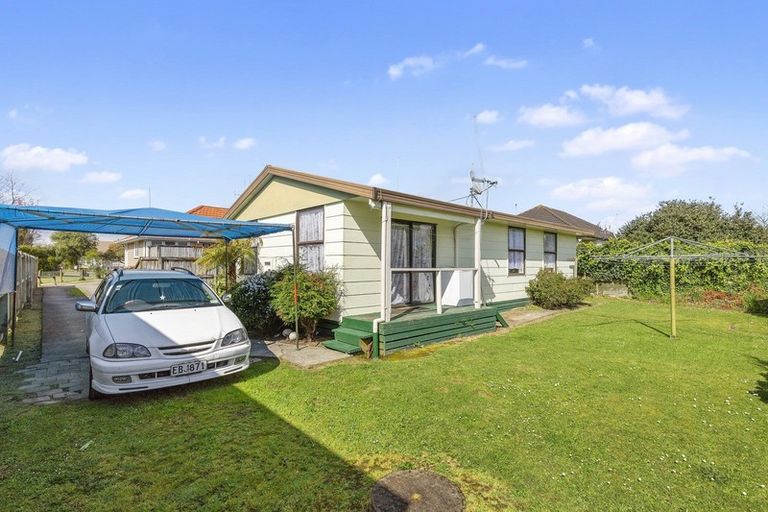 Photo of property in 11a Hockin Place, Fairfield, Hamilton, 3214