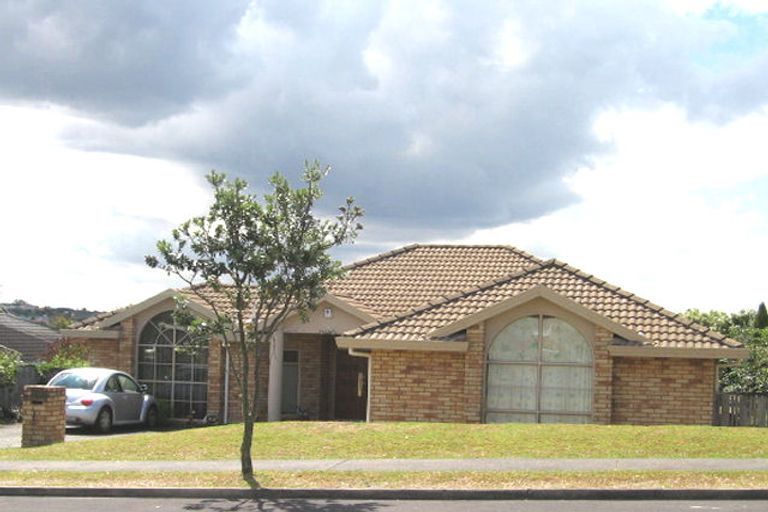 Photo of property in 1 Picasso Drive, West Harbour, Auckland, 0618