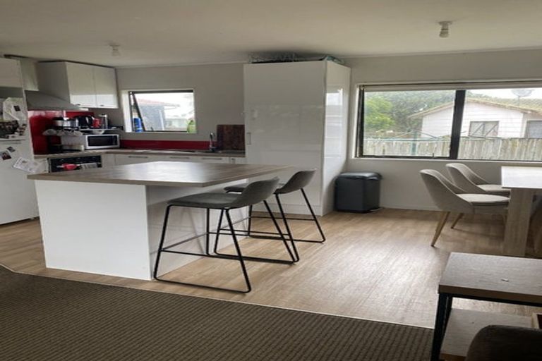 Photo of property in 2/164 Finlayson Avenue, Clendon Park, Auckland, 2103