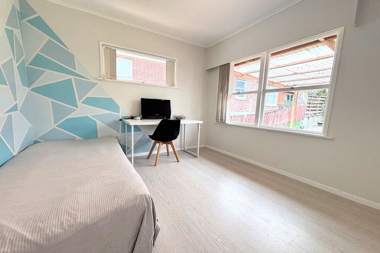 Photo of property in 15 Halberg Street, Papakura, 2110