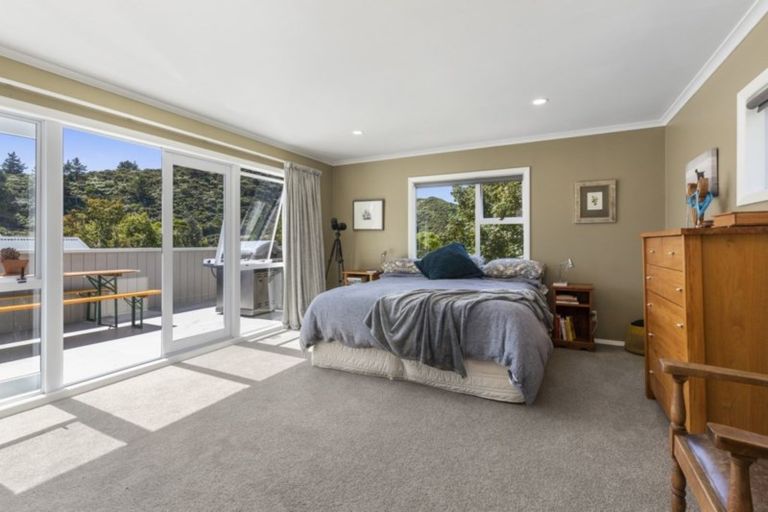 Photo of property in 43 Poole Crescent, Wainuiomata, Lower Hutt, 5014