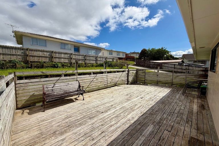 Photo of property in 14 Aronia Way, Goodwood Heights, Auckland, 2105