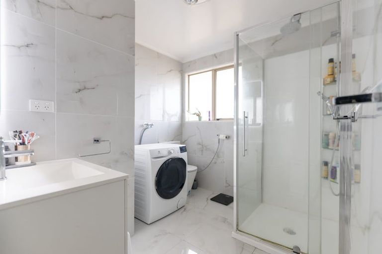 Photo of property in 49a Forest Hill Road, Henderson, Auckland, 0612