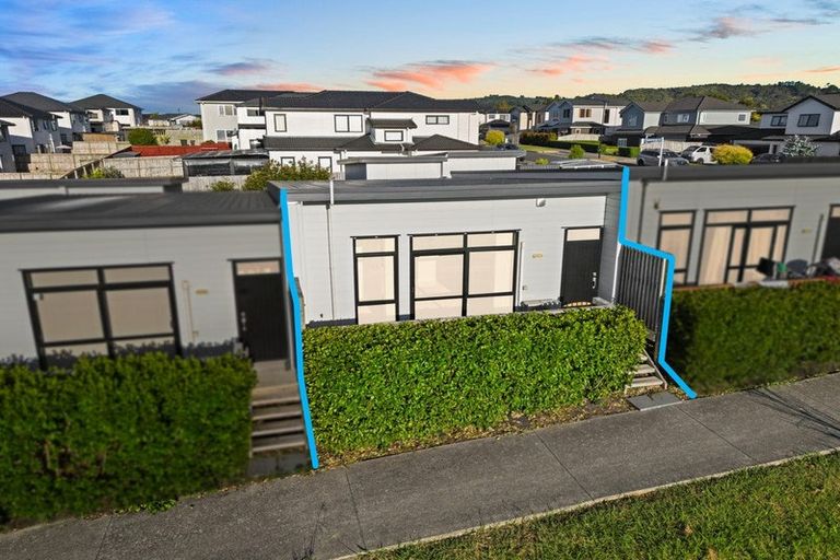 Photo of property in 11 Kapuarangi Lane, Papakura, 2110