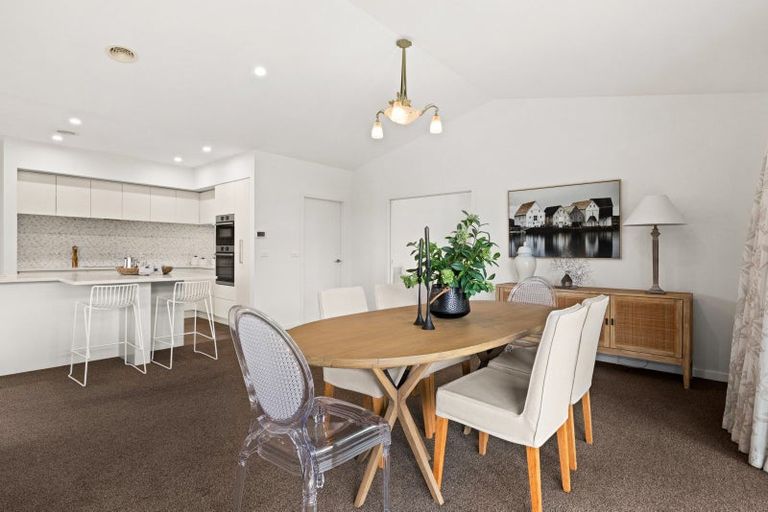 Photo of property in 54 Whakatomo Place, Havelock North, 4130