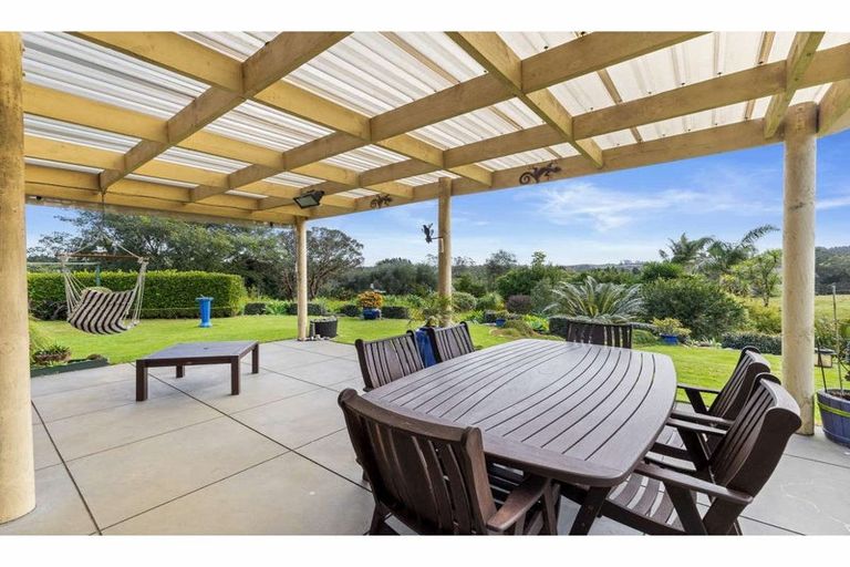 Photo of property in 98 River Drive, Kerikeri, 0294