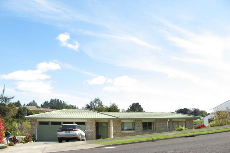 Photo of property in 95 Heta Road, Highlands Park, New Plymouth, 4312