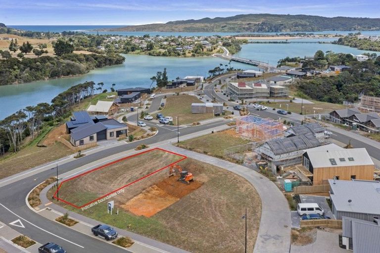 Photo of property in 5 Omahina Street, Raglan, 3225