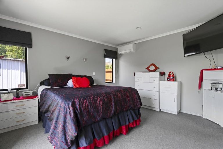 Photo of property in 3 Kentia Avenue, Mount Maunganui, 3116
