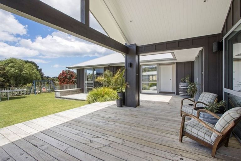 Photo of property in 17 Browns Drive, Waihi Beach, 3611