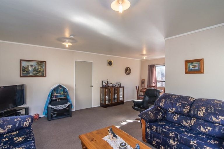 Photo of property in 30a Te Kupe Road, Paraparaumu Beach, Paraparaumu, 5032