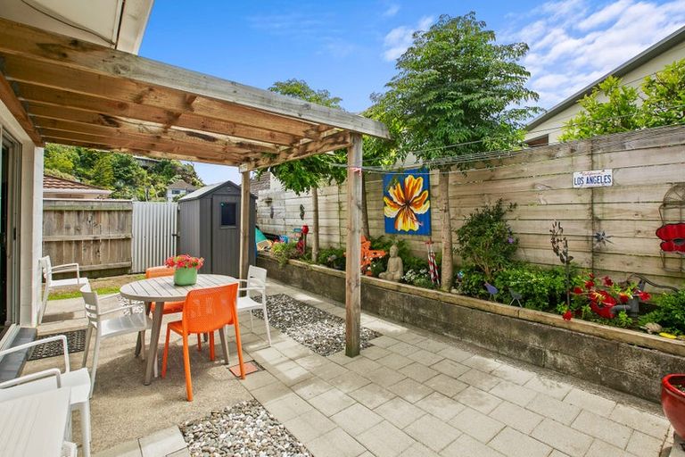 Photo of property in 28a Moulton Street, Moturoa, New Plymouth, 4310