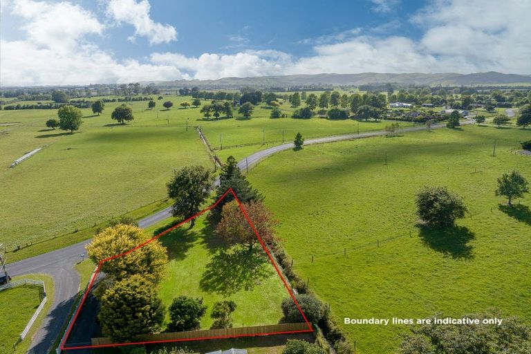 Photo of property in 97 Eureka Road, Eureka, Hamilton, 3287