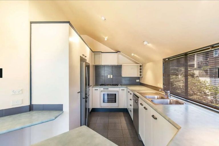 Photo of property in 2/25 Waimarie Street, Saint Heliers, Auckland, 1071
