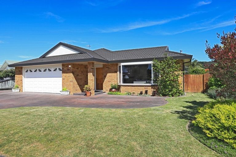Photo of property in 6 Brompton Drive, Taradale, Napier, 4112