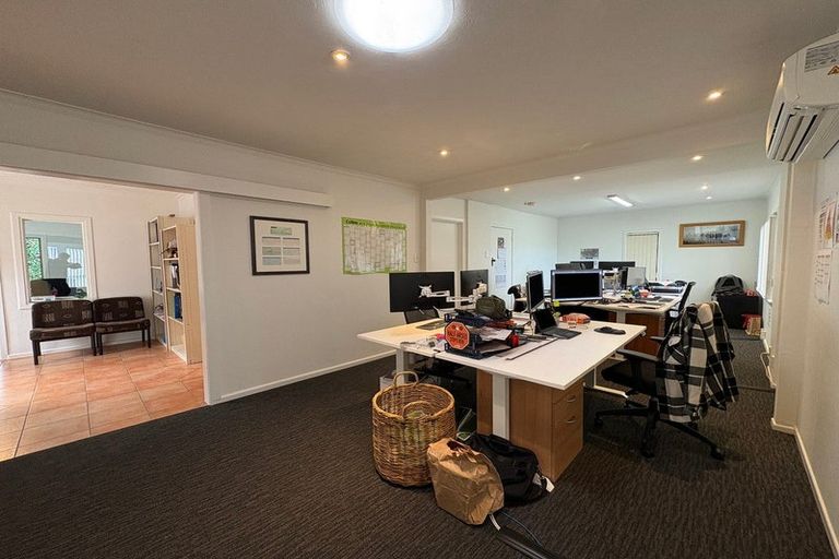 Photo of property in 35 May Street, Mount Maunganui, 3116