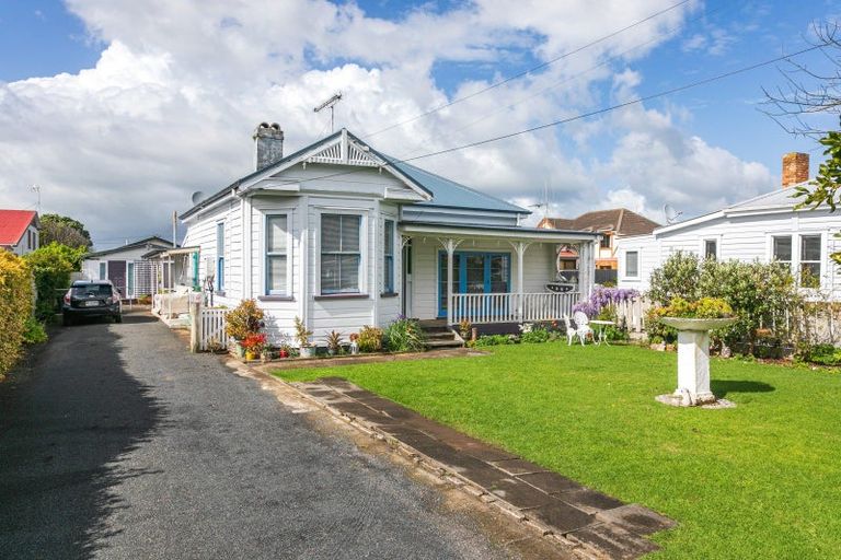 Photo of property in 114 Fenton Street, Thames, 3500