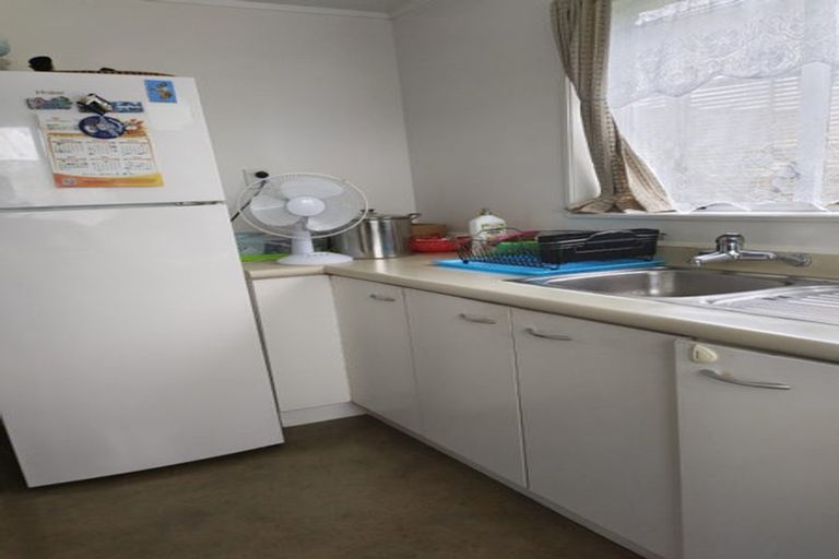 Photo of property in 1/27 Brandon Road, Glen Eden, Auckland, 0602