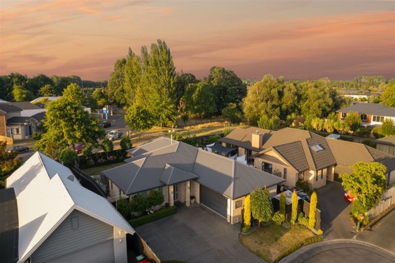 Photo of property in 4 Millpark Place, Northwood, Christchurch, 8051