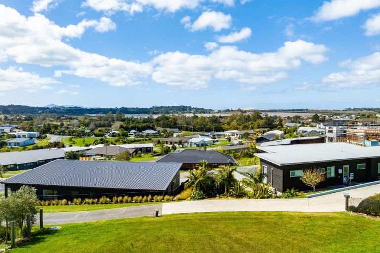 Photo of property in 27b Kahu Drive, Mangawhai, 0505