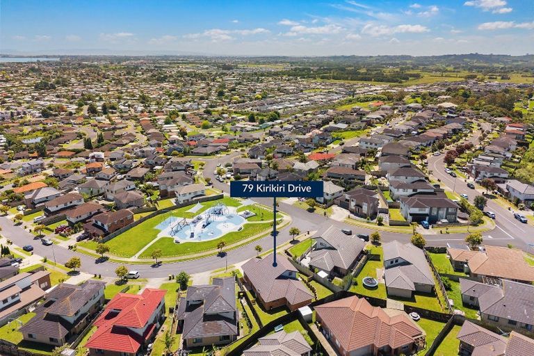 Photo of property in 79 Kirikiri Drive, Papakura, 2110
