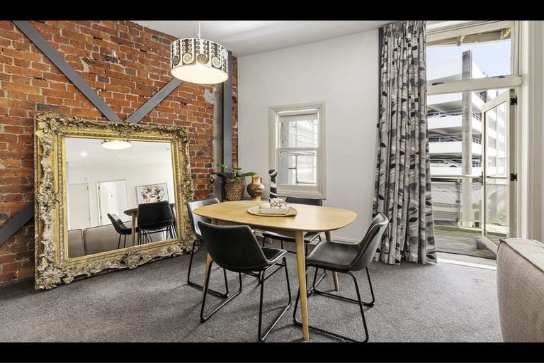 Photo of property in Columbia Apartments, 9/32 Cuba Street, Te Aro, Wellington, 6011