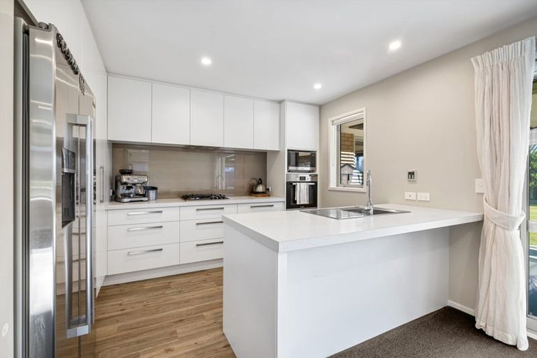 Photo of property in 52 Bradbury Avenue, Rolleston, 7614