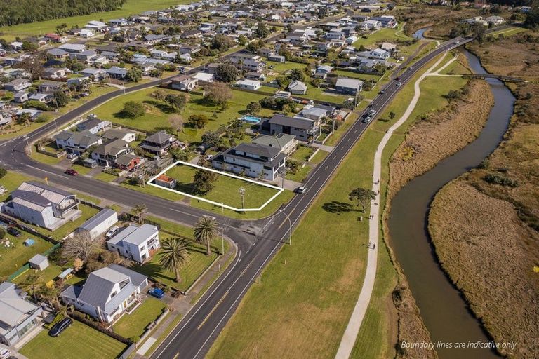 Photo of property in 76 Buffalo Beach Sh25 Road, Whitianga, 3510