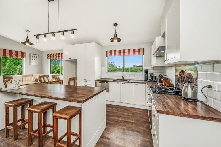 Photo of property in 365 Clintons Road, Charing Cross, Christchurch, 7671