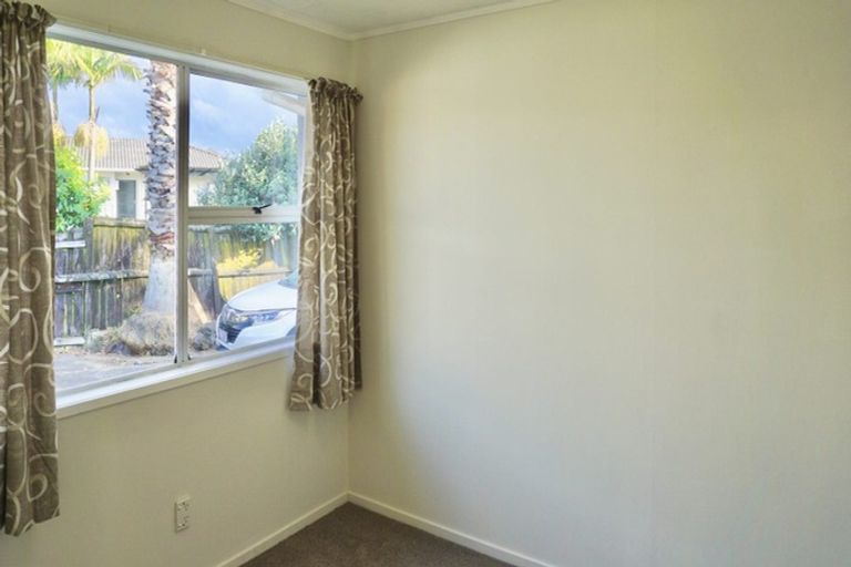 Photo of property in 15 Reelick Avenue, Pakuranga Heights, Auckland, 2010