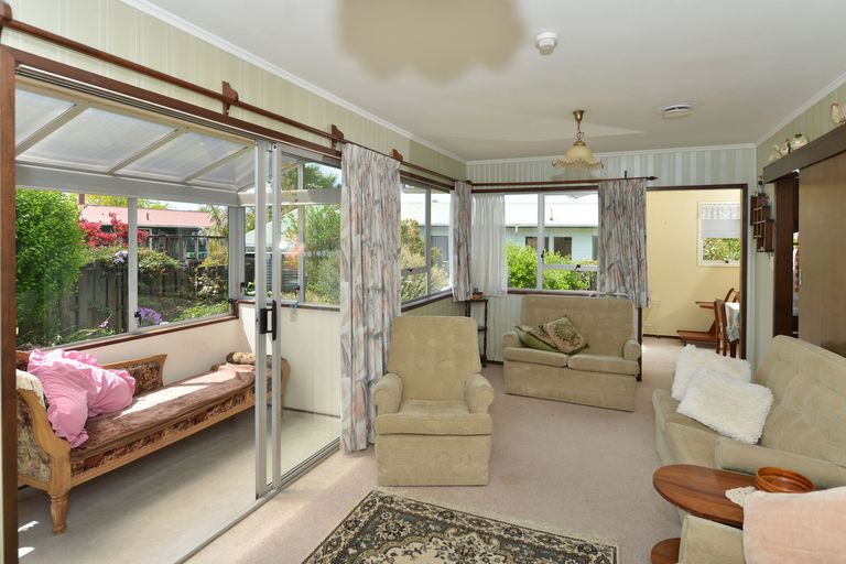Photo of property in 16 Wanaka Street, Tikipunga, Whangarei, 0112