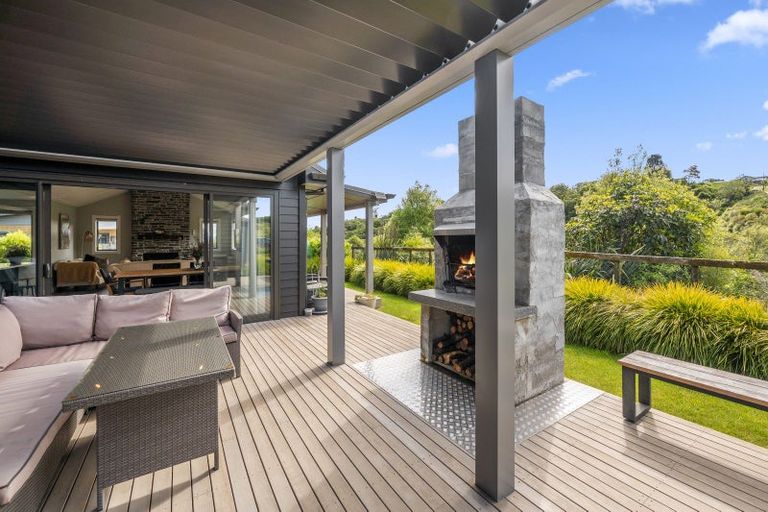 Photo of property in 11 Okaia Drive, Kinloch, Taupo, 3377