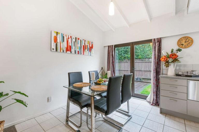 Photo of property in 7b Grove Road, Papakura, 2110