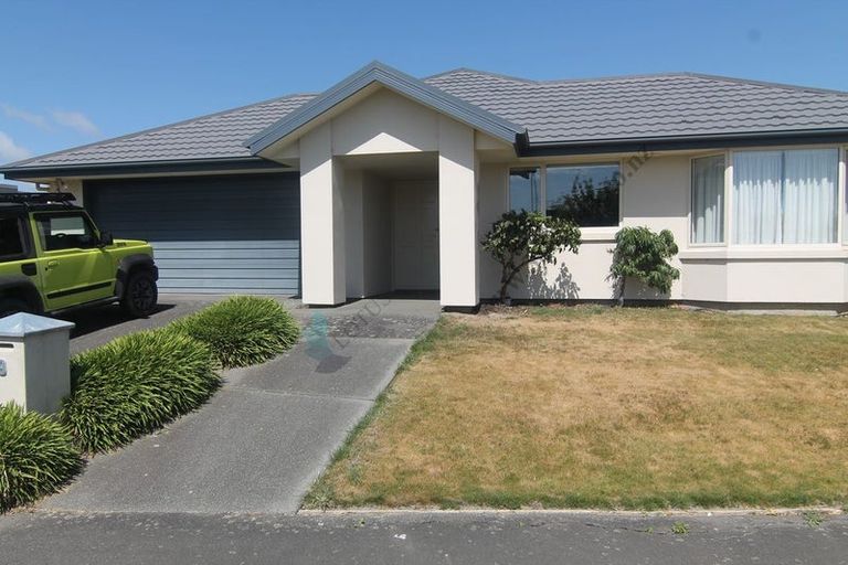 Photo of property in 19 East Ellington Drive, Mairehau, Christchurch, 8052