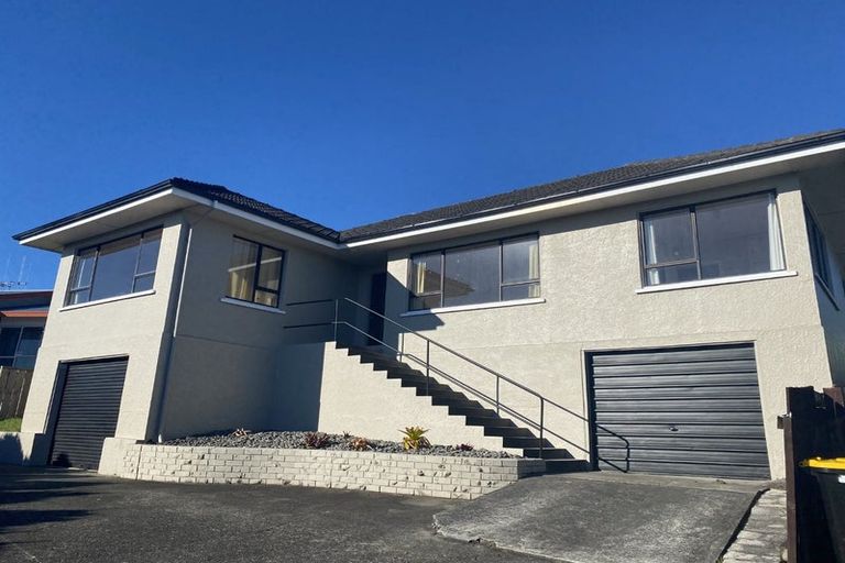 Photo of property in 10b Sutherland Road, Brookfield, Tauranga, 3110
