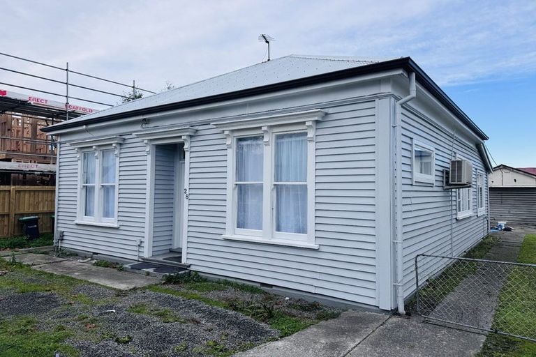 Photo of property in 28 Shakespeare Road, Waltham, Christchurch, 8023