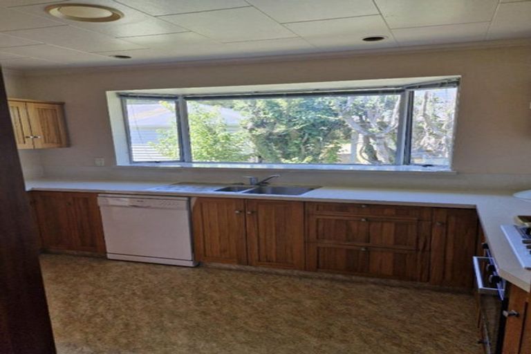 Photo of property in 29 Glen Almond Street, New Plymouth, 4310