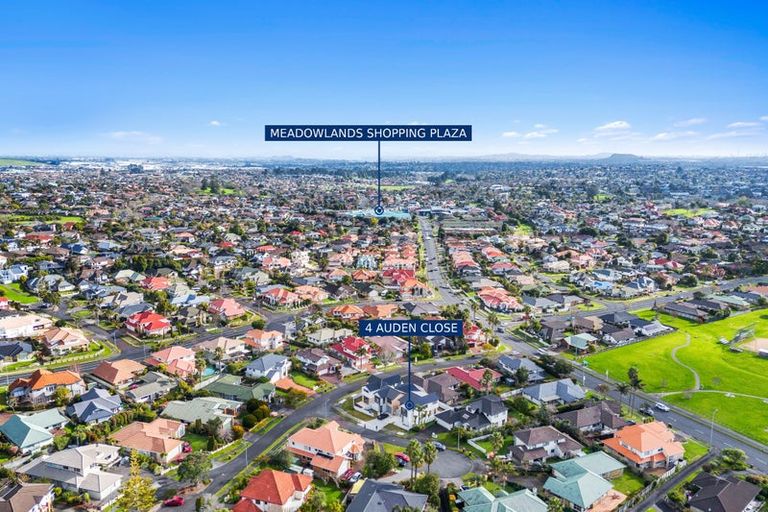 Photo of property in 4 Auden Close, Somerville, Auckland, 2014