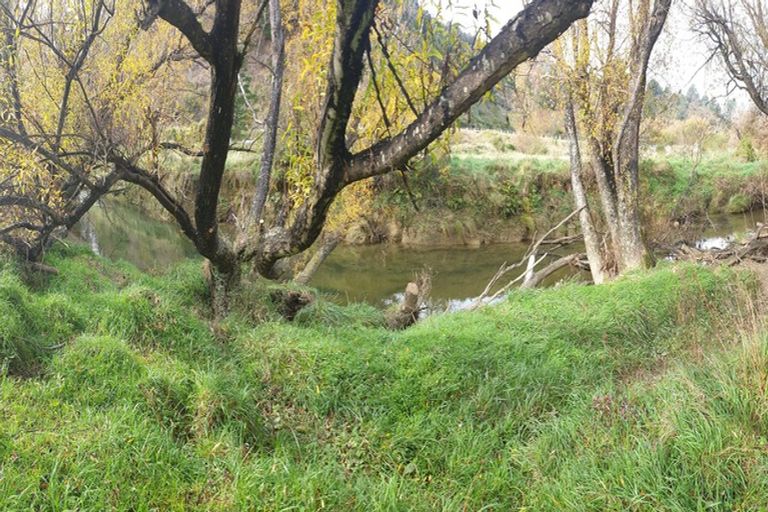 Photo of property in 17 Para Railway Road, Koromiko, Blenheim, 7273