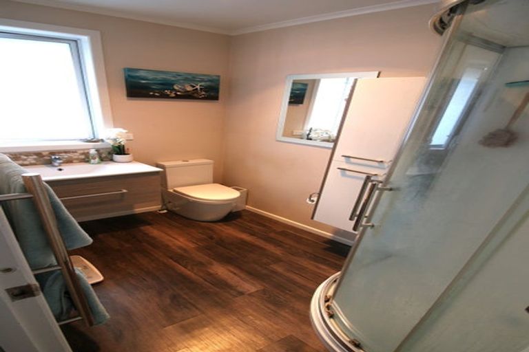 Photo of property in 8 Nicolas Avenue, Glen Eden, Auckland, 0602