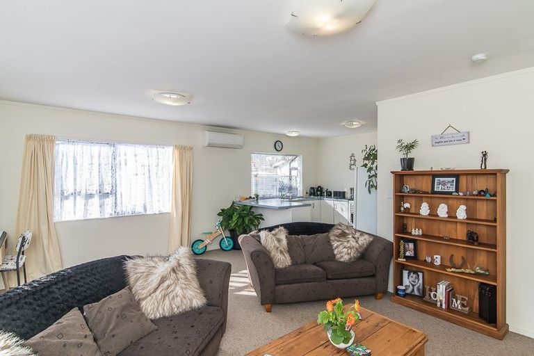 Photo of property in 43b Kapiti Road, Paraparaumu, 5032