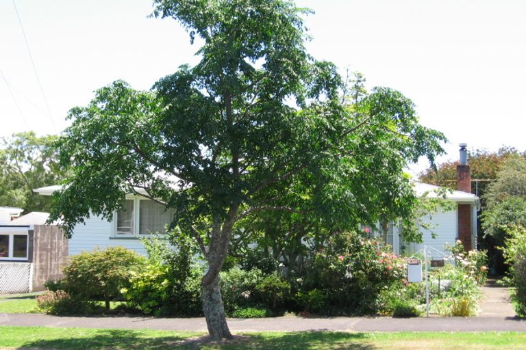 Photo of property in 23 Addison Street, Blockhouse Bay, Auckland, 0600