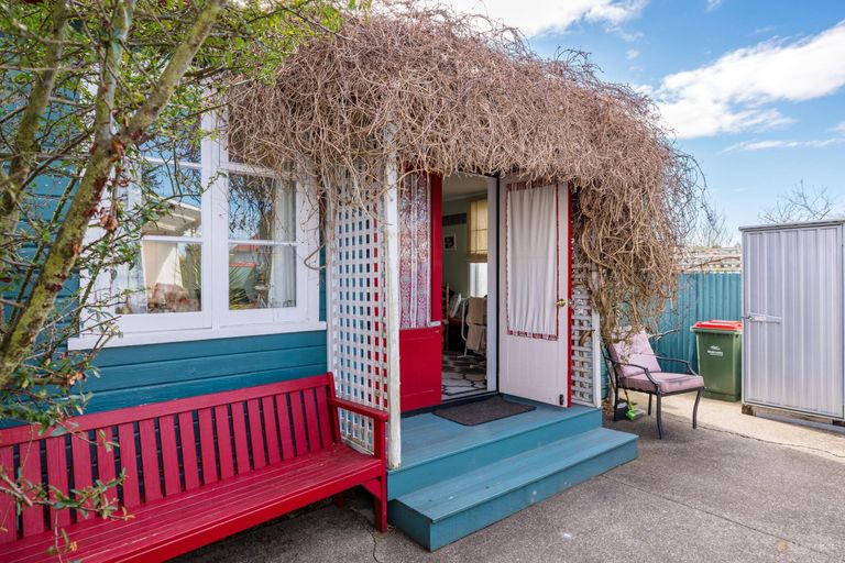 Photo of property in 18 Manse Street, Waimate, 7924