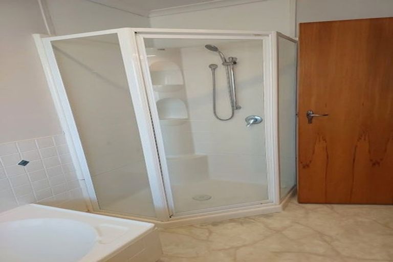 Photo of property in 111 Belvedere Avenue, Waikanae, 5036