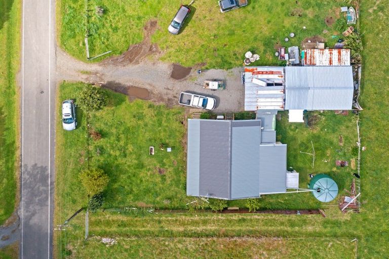 Photo of property in 63 Wharf Road, Hicks Bay, Tikitiki, 4087