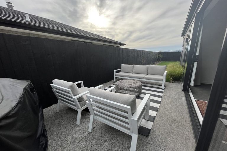 Photo of property in 33 Kaitorete Drive, Lincoln, 7608