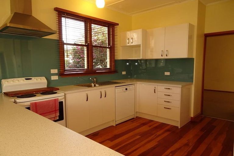 Photo of property in 701 Alexandra Street, Parkvale, Hastings, 4122