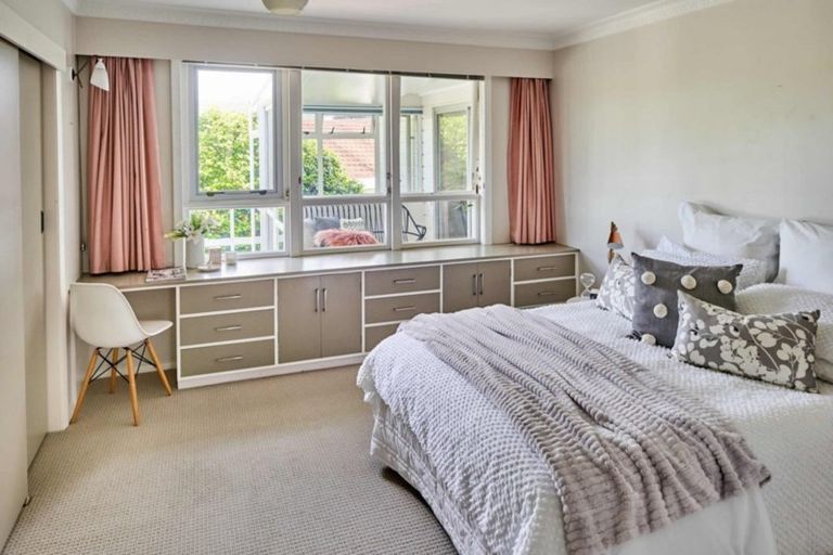 Photo of property in 41 Wai-iti Crescent, Woburn, Lower Hutt, 5010