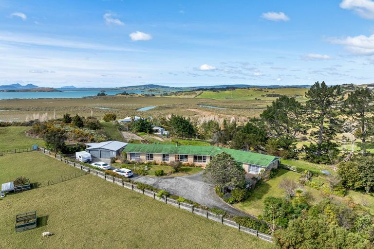 Photo of property in 413 State Highway 1, Otaika, Whangarei, 0178
