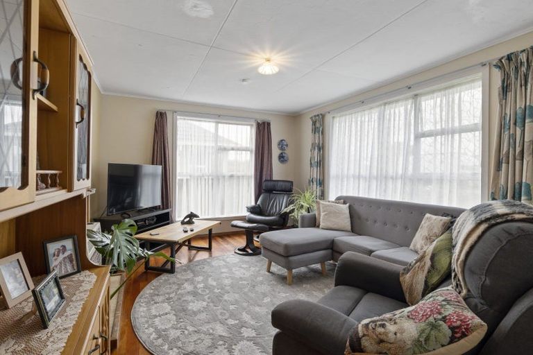 Photo of property in 281 South Road, Hawera, 4610